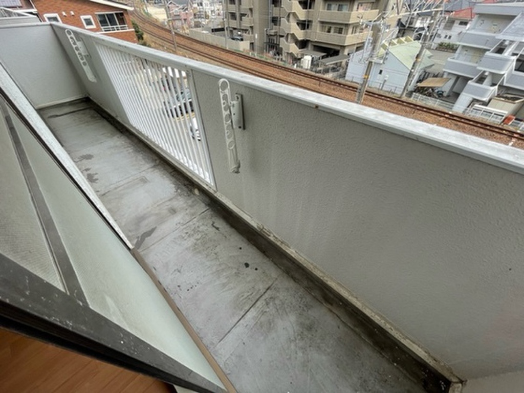 (12/24) バルコニー (12/24) バルコニー