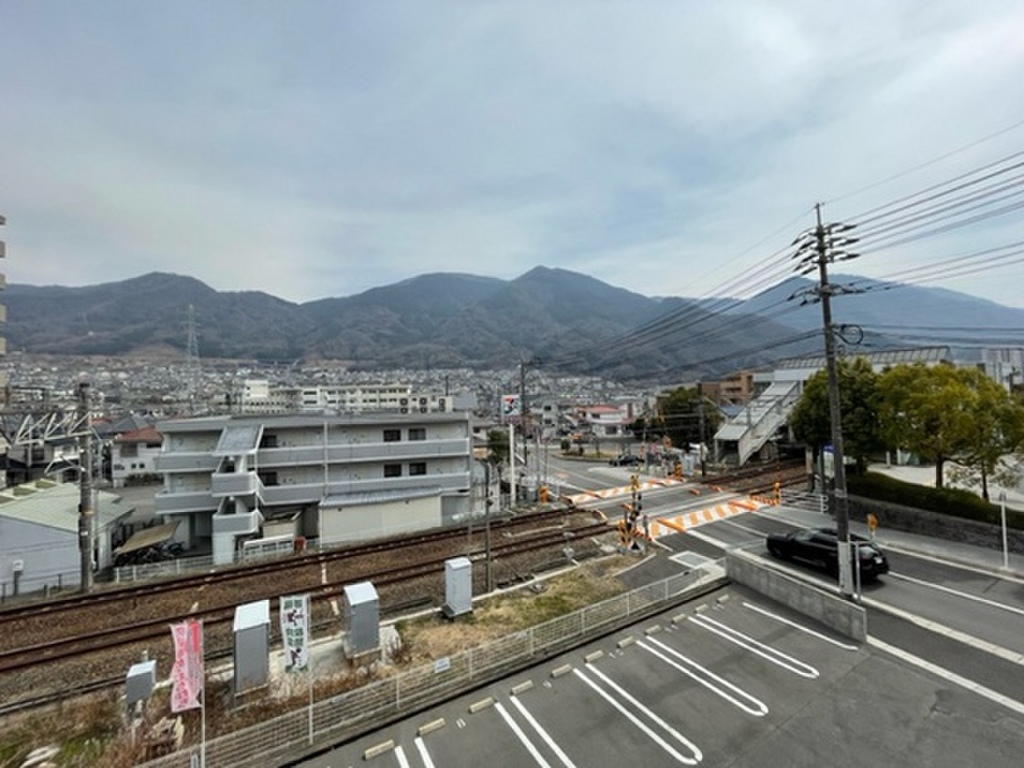 (13/24) 眺望 (13/24) 眺望