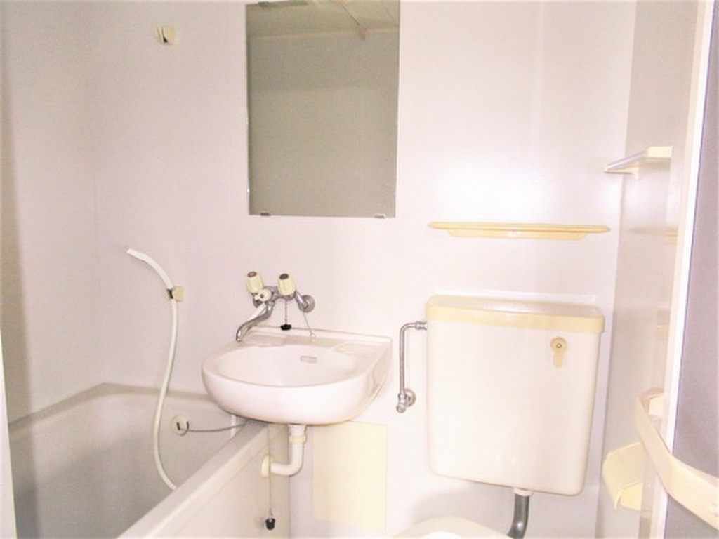 (4/11) バス (4/11) バス