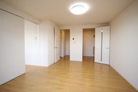 ※他号室の写真です