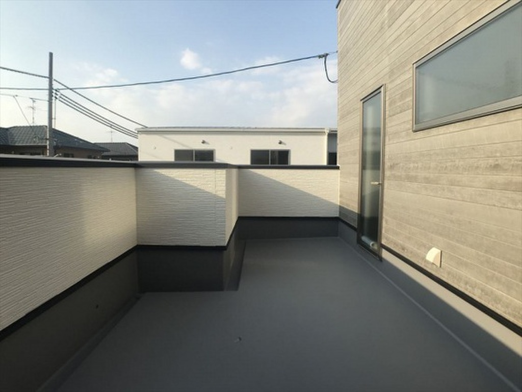 (8/26) バルコニー (8/26) バルコニー