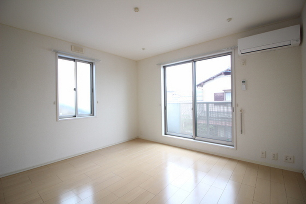 (2/25) 居室・リビング (2/25) 居室・リビング