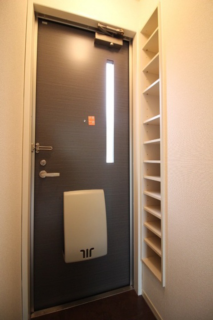 (9/25) 玄関 (9/25) 玄関