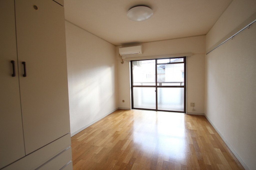 (2/16) 他号室のお写真です