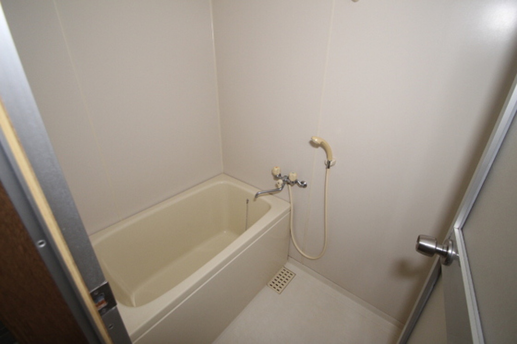 (4/14) 他号室のお写真です