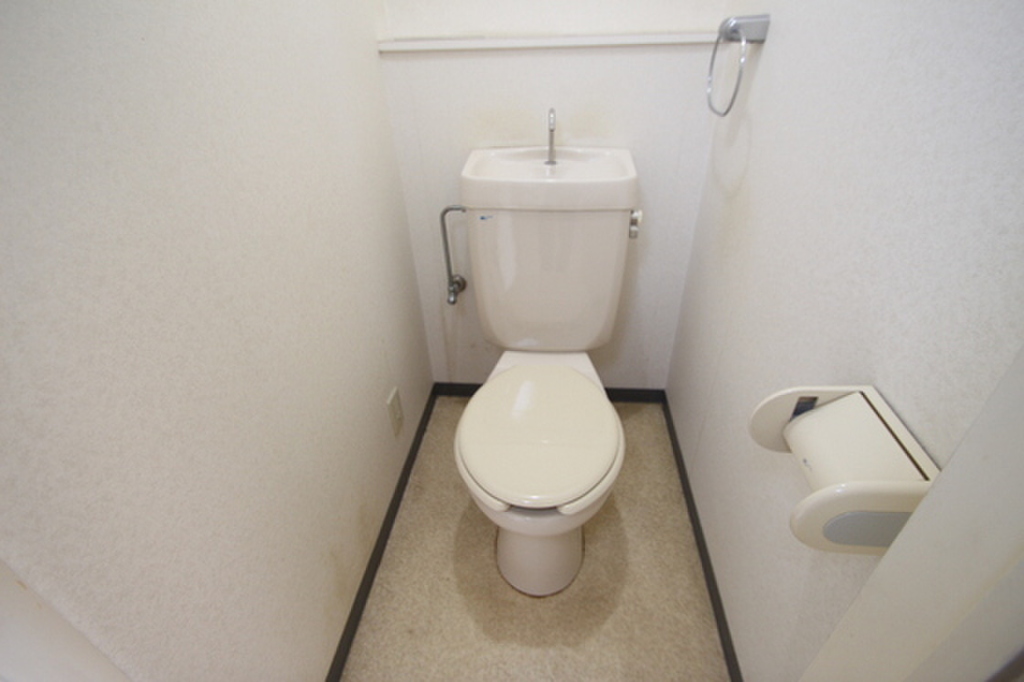 (5/18) トイレ (5/18) トイレ