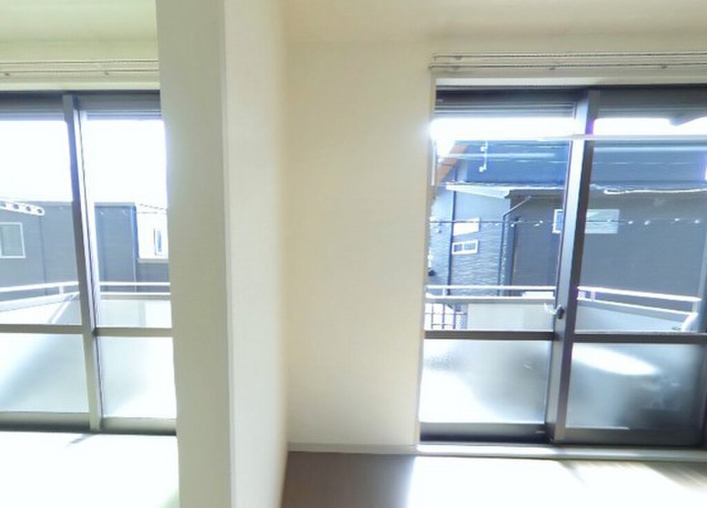 (13/16) バルコニー (13/16) バルコニー