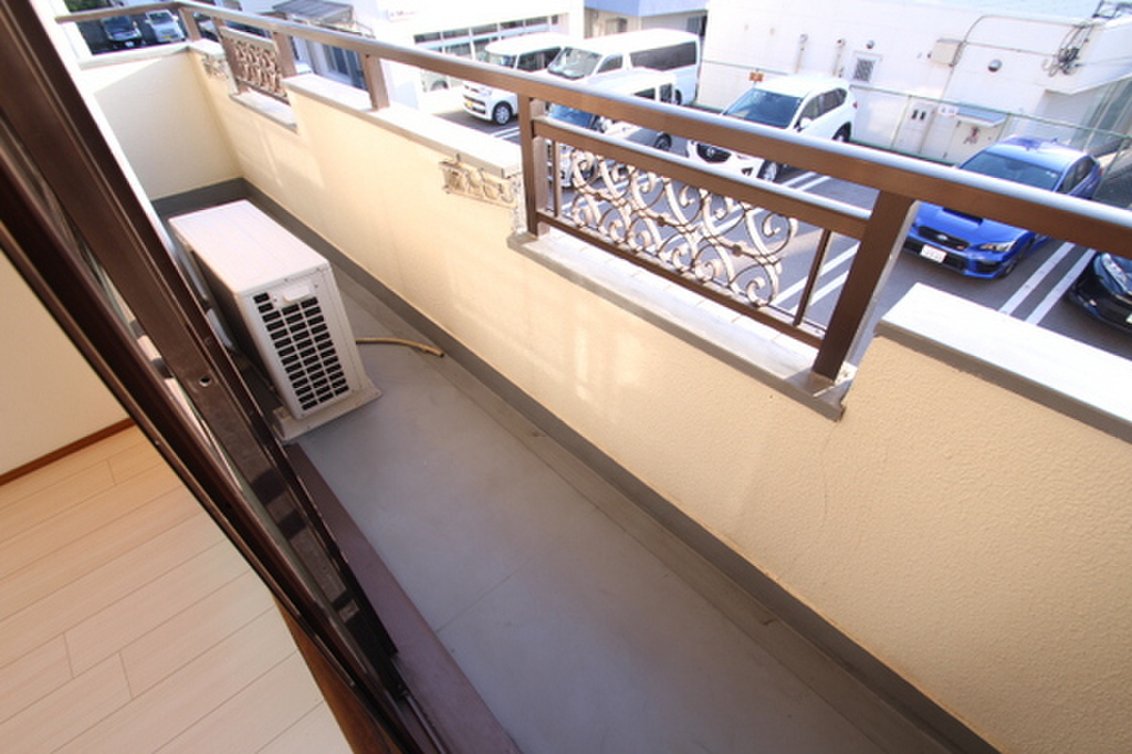 (11/23) バルコニー (11/23) バルコニー