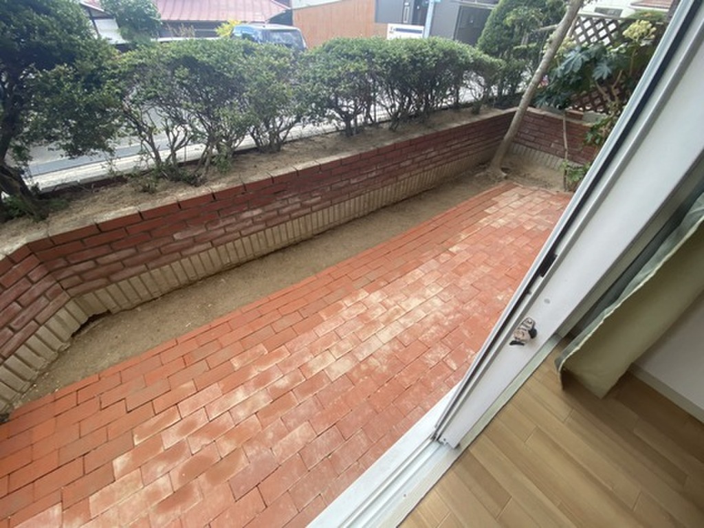 (10/20) 庭 (10/20) 庭