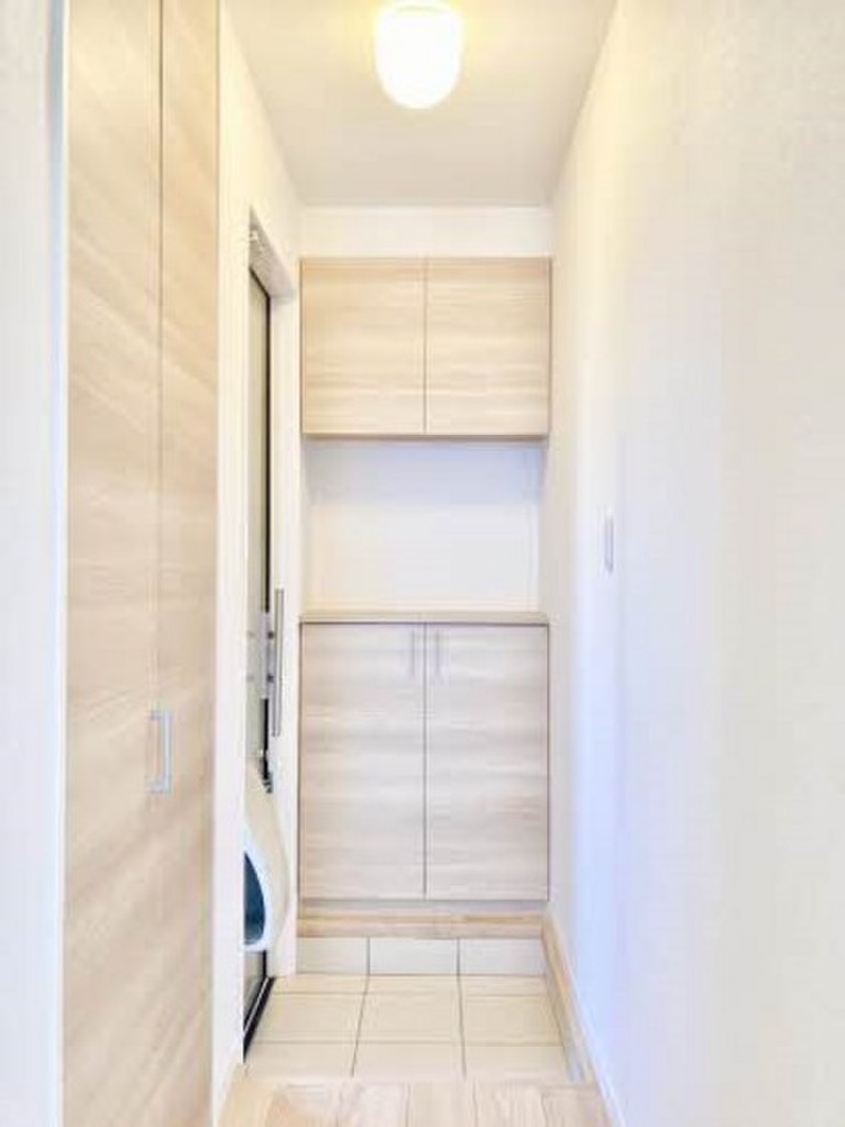 (12/20) 玄関 (12/20) 玄関