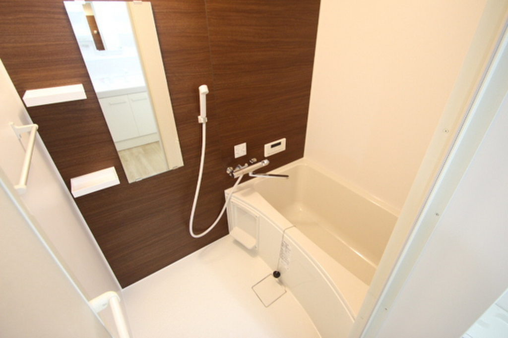 (5/18) バス (5/18) バス