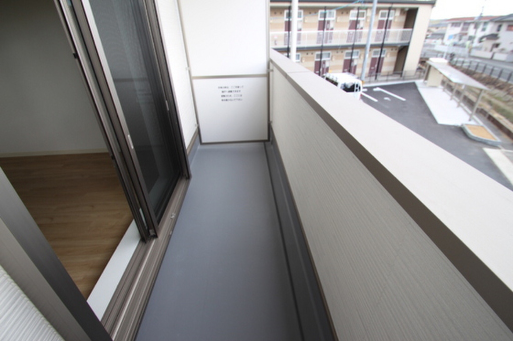 (10/18) バルコニー (10/18) バルコニー