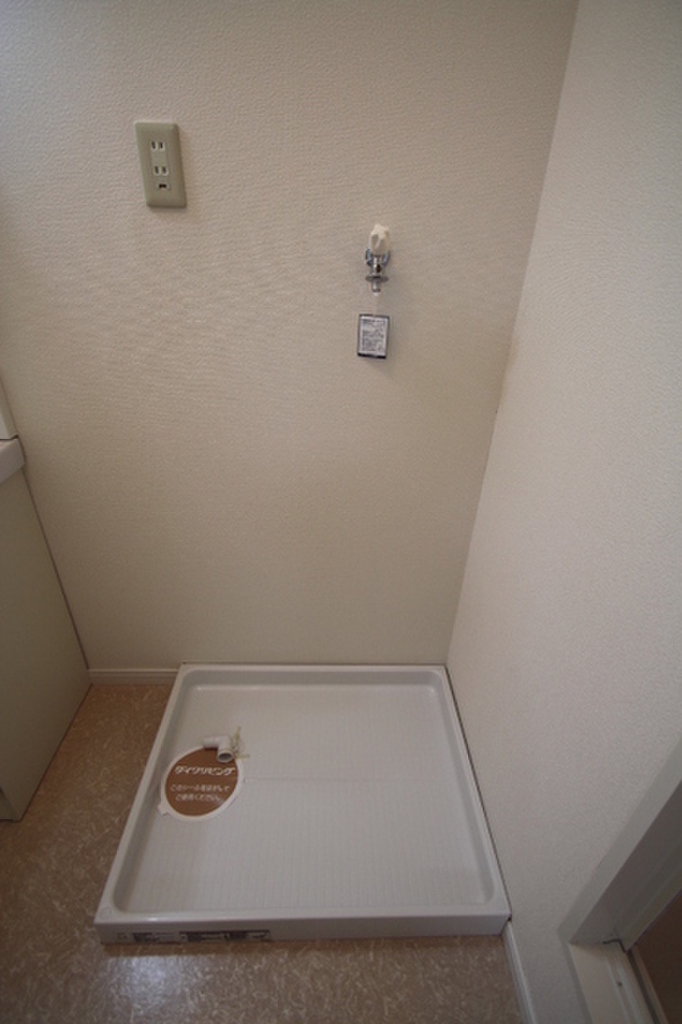 (13/21) バルコニー