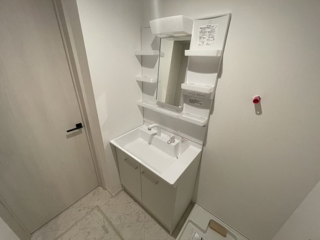 (8/20) ※別部屋の写真です (8/20) ※別部屋の写真です