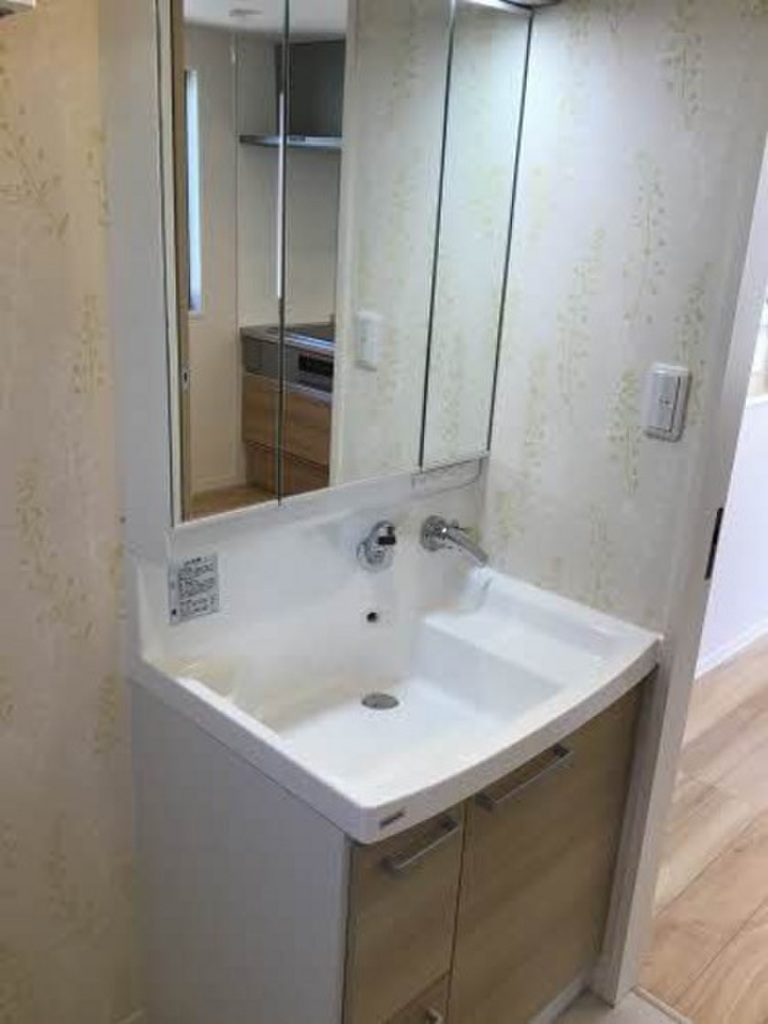 (6/18) 洗面所 (6/18) 洗面所