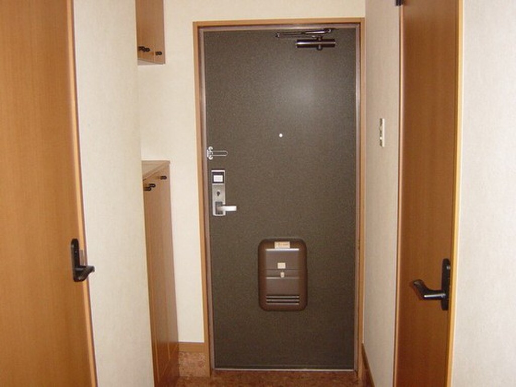 (10/22) 玄関 (10/22) 玄関