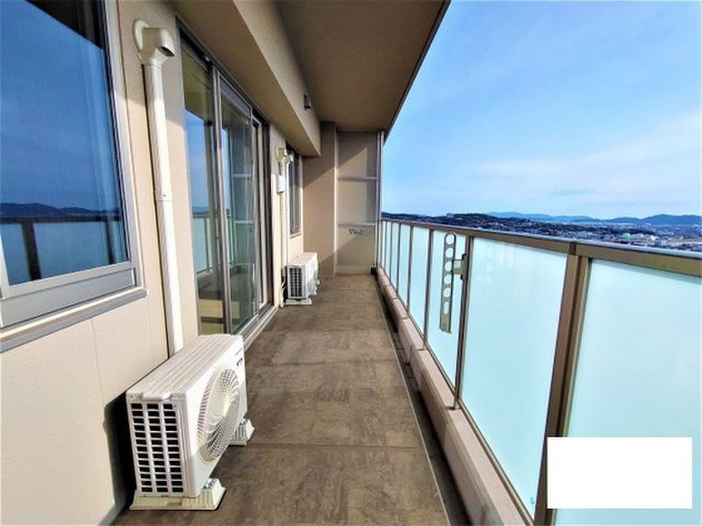 (12/16) バルコニー (12/16) バルコニー