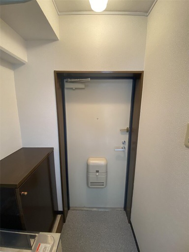 (8/17) ※他号室の写真です