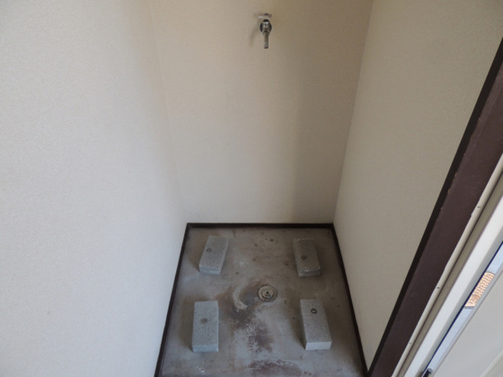 (13/18) 玄関 (13/18) 玄関