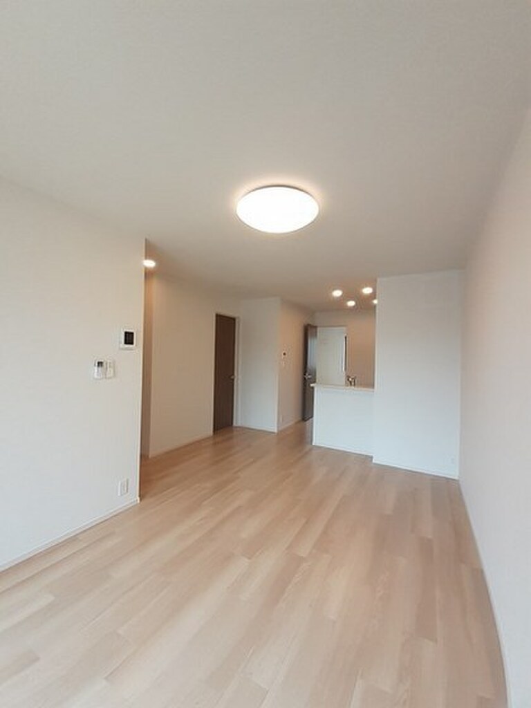 (2/15) 居室・リビング (2/15) 居室・リビング