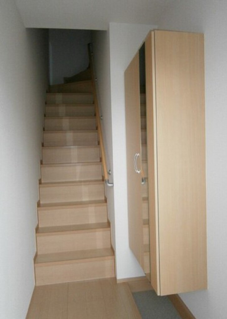 (9/17) 玄関 (9/17) 玄関