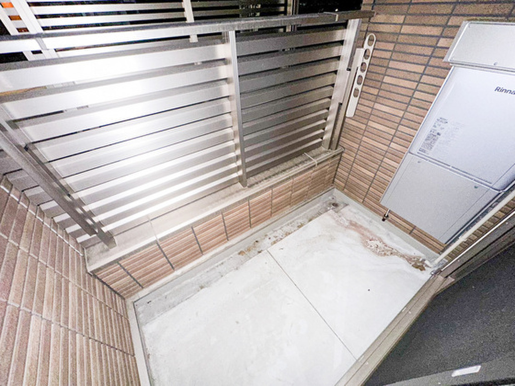 (3/23) バルコニー (3/23) バルコニー