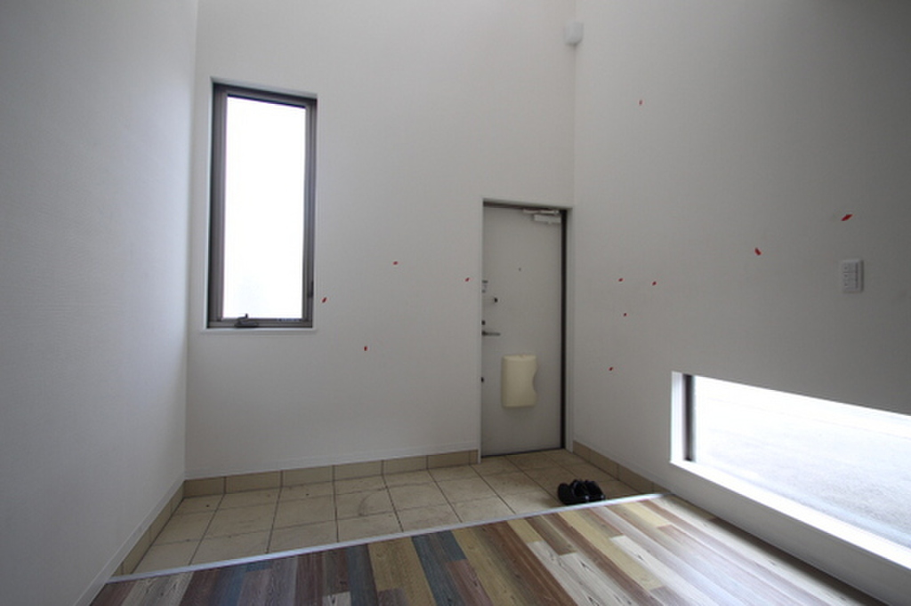 (6/27) 玄関 (6/27) 玄関