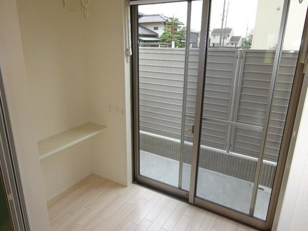 (13/17) ※他号室の写真です