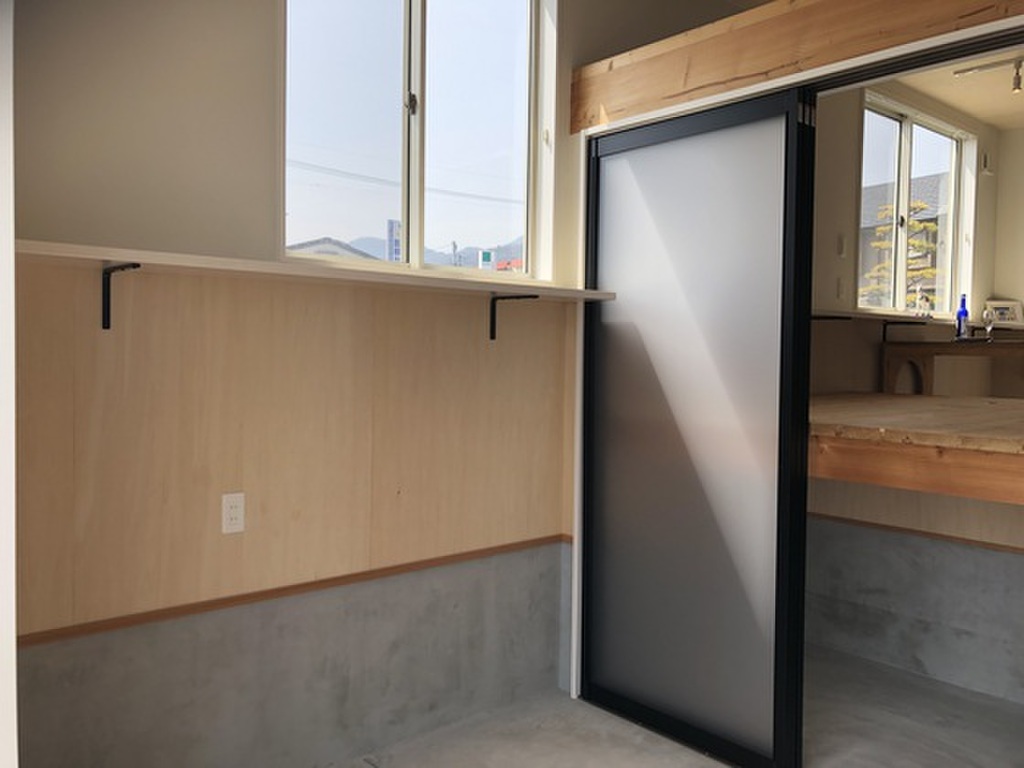 (10/20) バルコニー (10/20) バルコニー