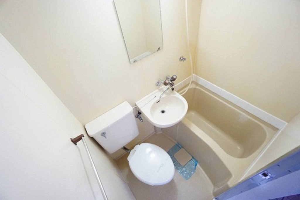 (8/21) トイレ (8/21) トイレ