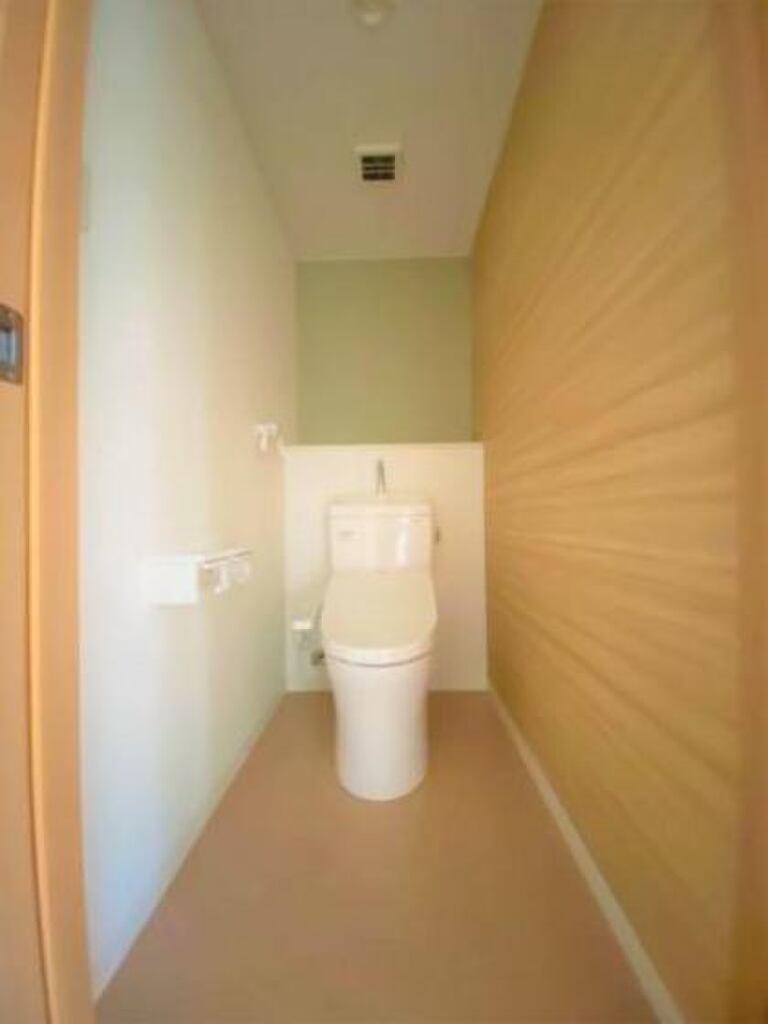 (2/16) トイレ (2/16) トイレ