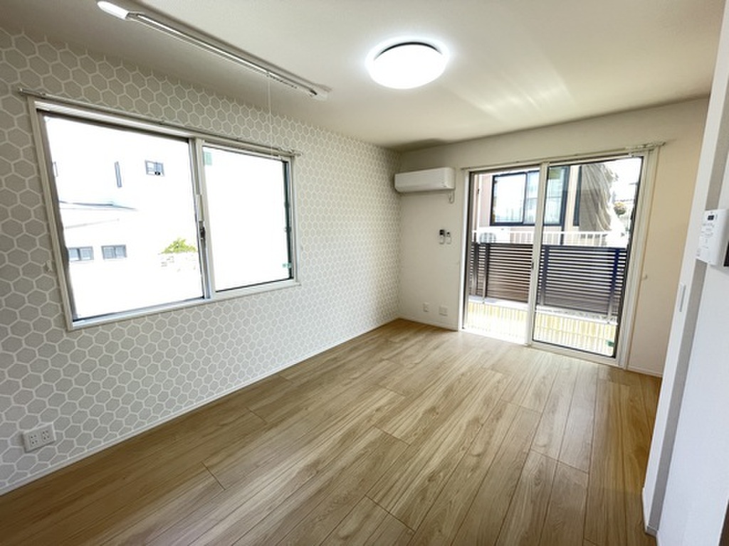 (2/25) 居室・リビング (2/25) 居室・リビング