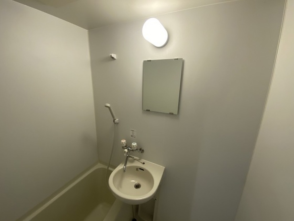 (8/21) 洗面所 (8/21) 洗面所