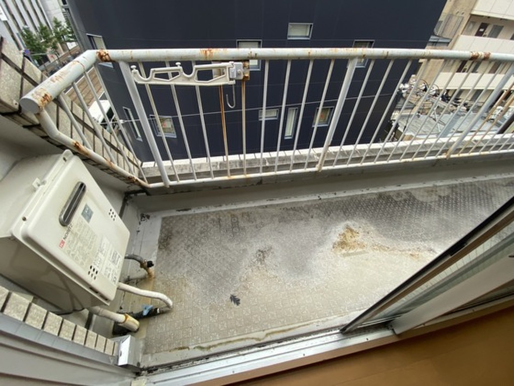 (10/21) バルコニー (10/21) バルコニー