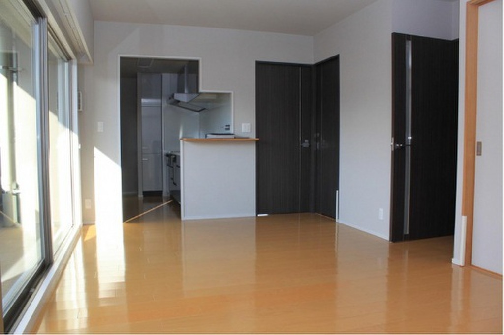 (2/17) 居室・リビング (2/17) 居室・リビング