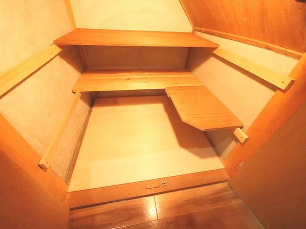 (20/25) 収納 (20/25) 収納