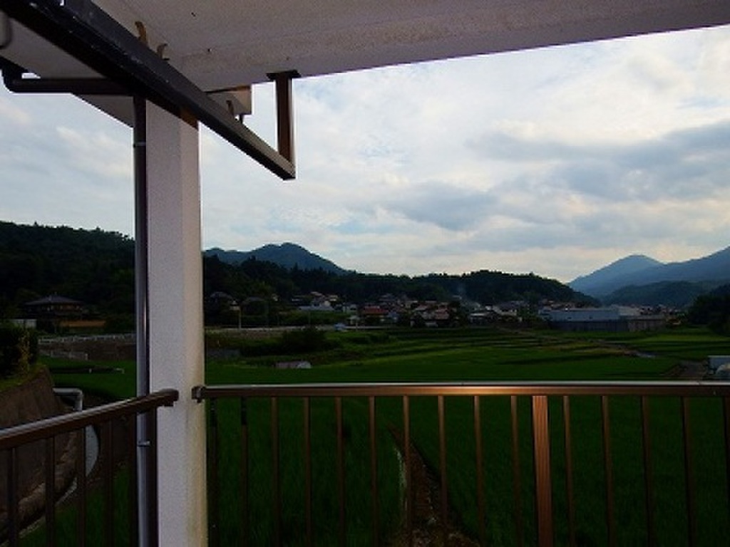 (10/13) 眺望 (10/13) 眺望