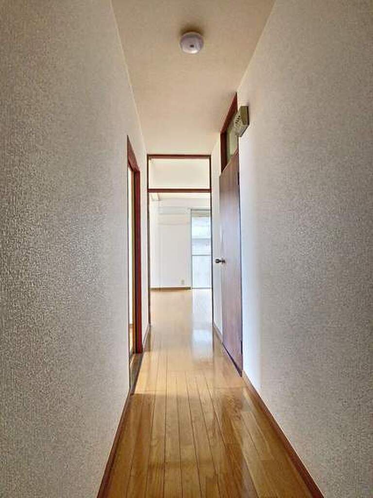 (9/24) 玄関 (9/24) 玄関