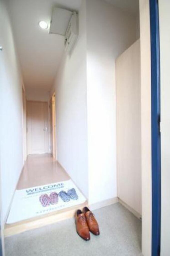 (9/16) 玄関 (9/16) 玄関