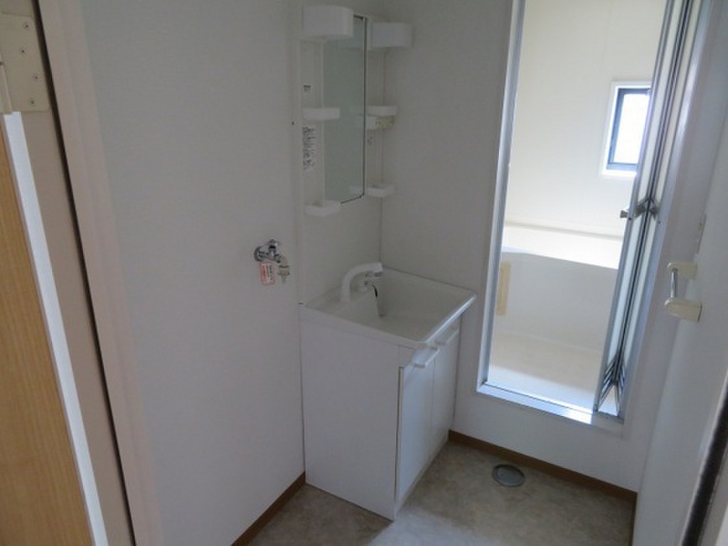 (6/18) 洗面所 (6/18) 洗面所