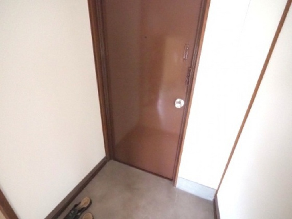 (10/18) 玄関 (10/18) 玄関