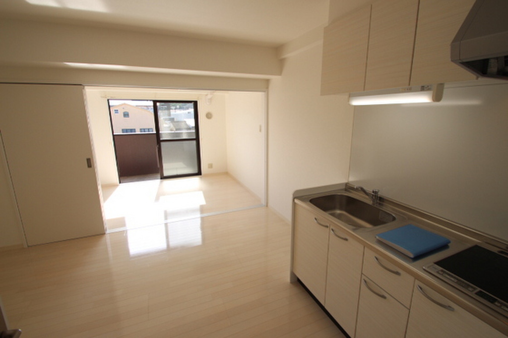 (15/18) 居室・リビング (15/18) 居室・リビング