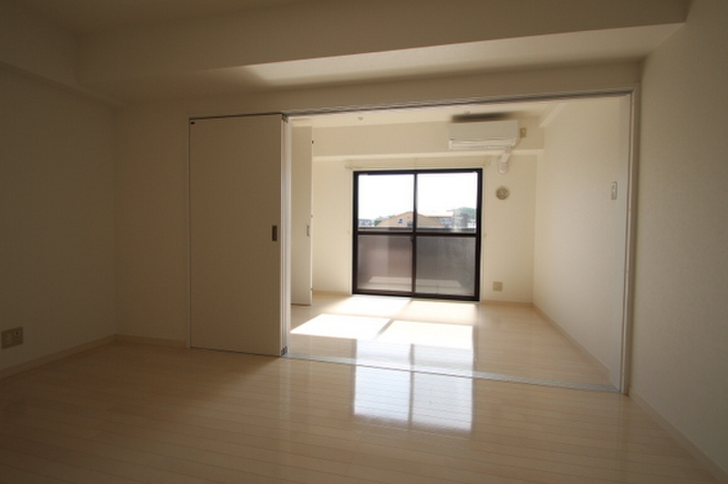 (3/18) 居室・リビング (3/18) 居室・リビング