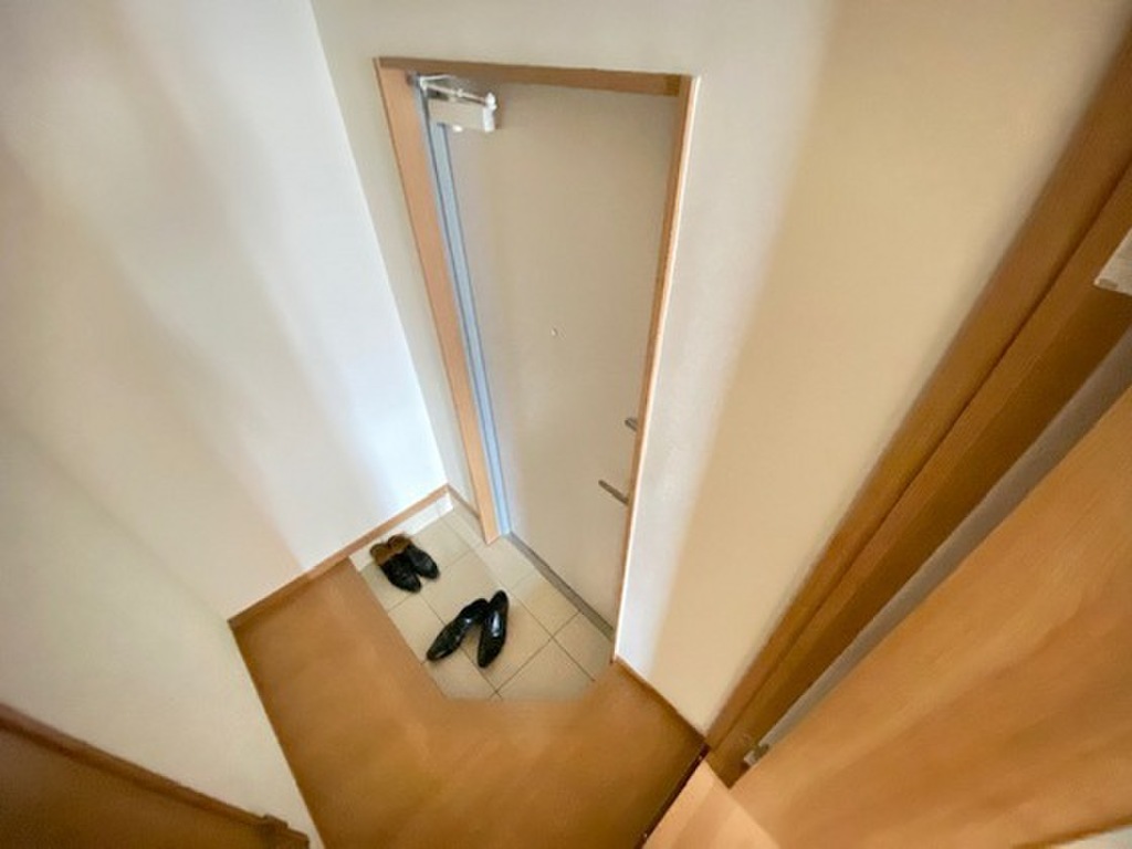 (10/27) 玄関