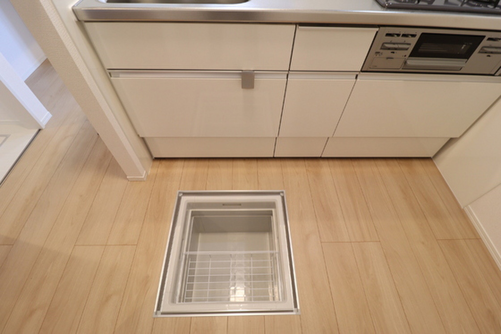 (16/24) 収納 (16/24) 収納