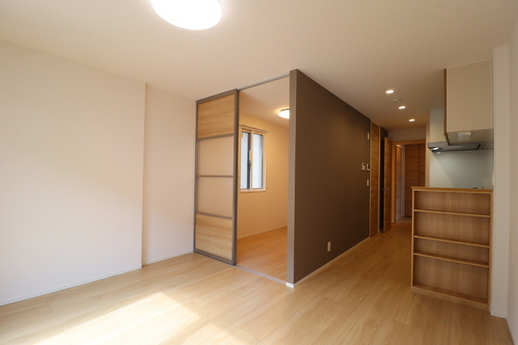 (2/25) 居室・リビング (2/25) 居室・リビング