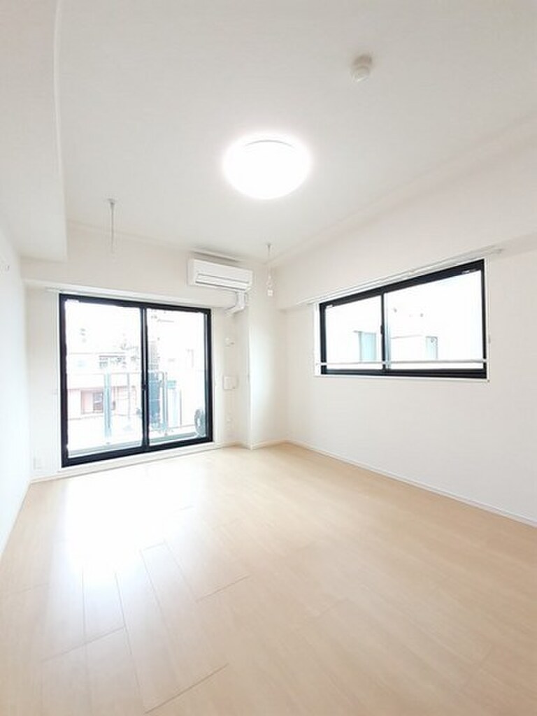 (10/13) 居室・リビング (10/13) 居室・リビング