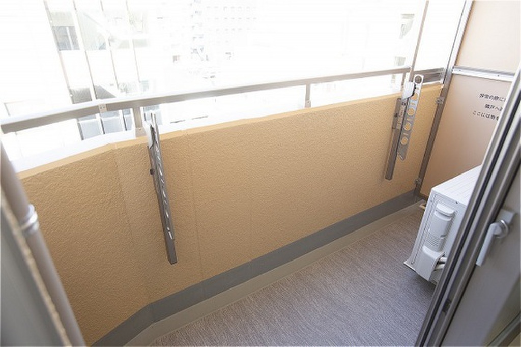 (8/24) バルコニー