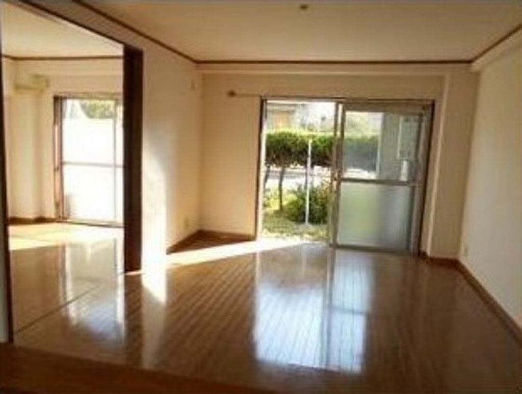 (2/17) 居室・リビング (2/17) 居室・リビング