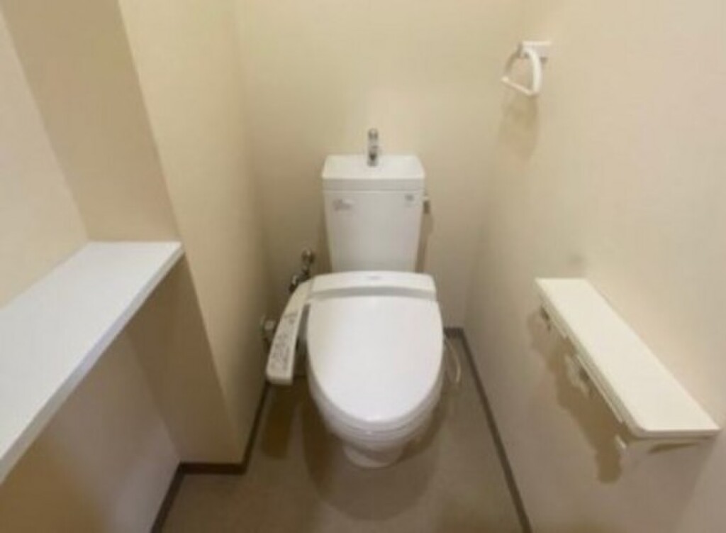 (5/16) トイレ (5/16) トイレ